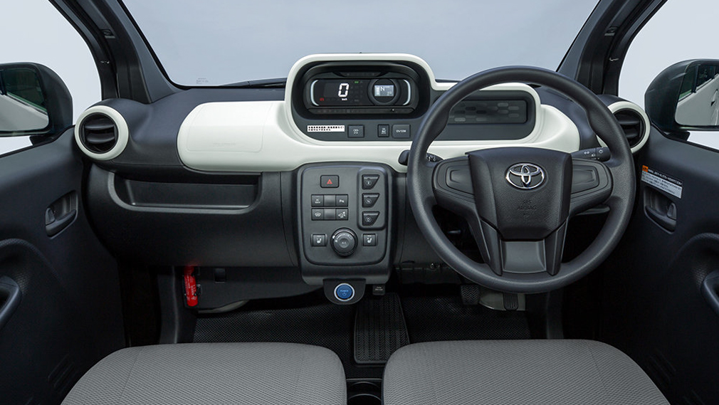 Toyota запустила в Японии продажи компактного электрокара C+ Pod