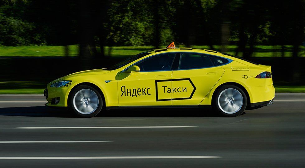 «Яндекс.Такси» и Uber решили объединится 