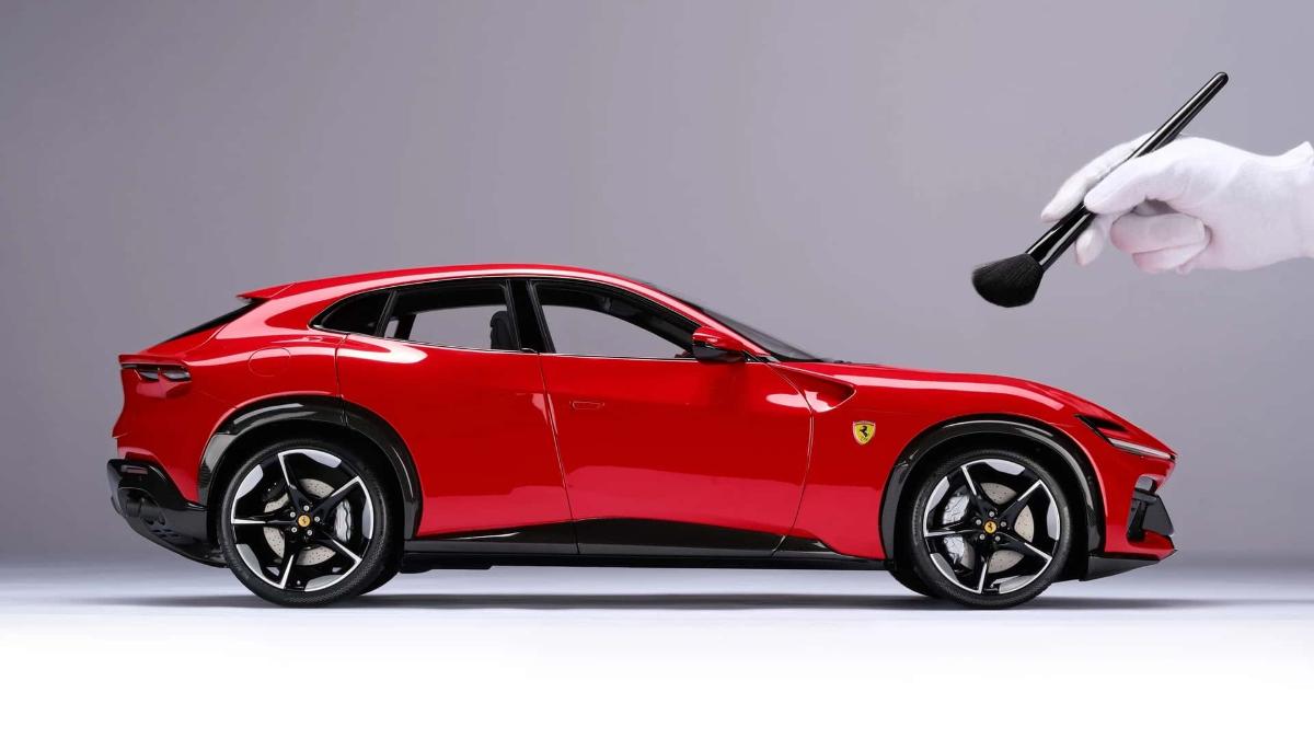 Представлена масштабная модель Ferrari Purosangue от Amalgam за 1 874 045 руб