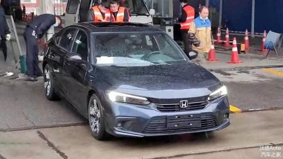 В Сеть попали снимки обновленного Honda Civic 2022 года 