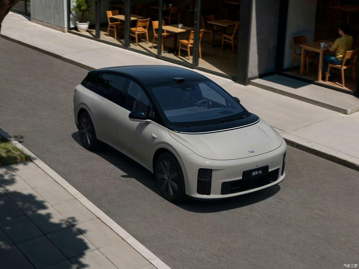 Li i6: 2,2 млн рублей за новый электрокроссовер с 800-вольтной архитектурой