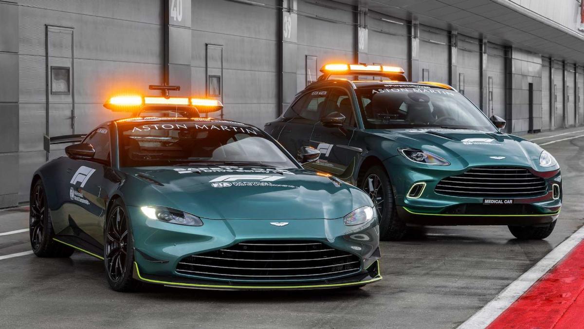 Aston Martin показала автомобили безопасности для гонок F1 2021 года 