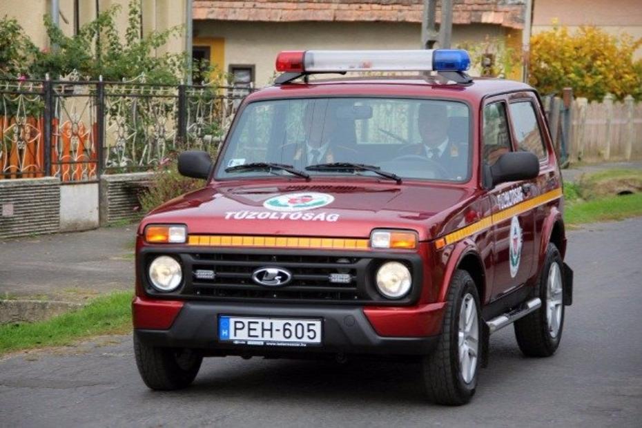 Венгрия закупила внедорожники Lada 4x4 для полиции и пожарной службы