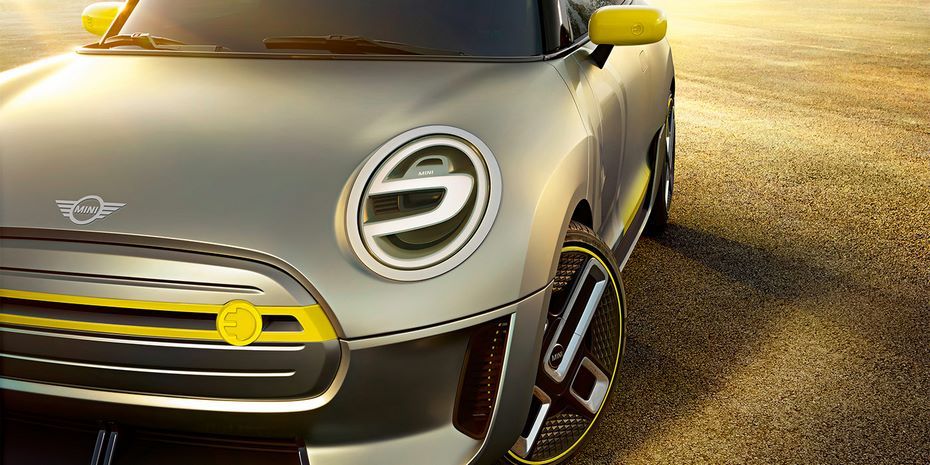 Бренд MINI показал новый логотип, который появится на автомобилях с 2018 года