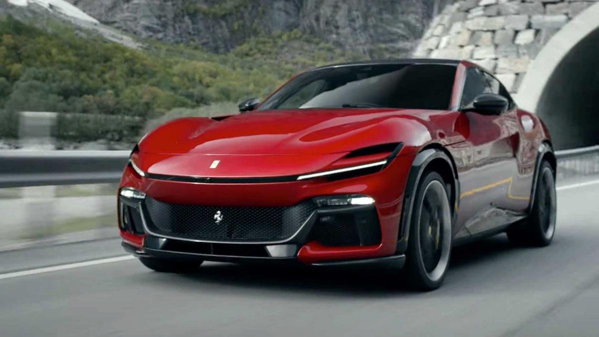 Компания Ferrari показала свой кроссовер Ferrari Purosangue в красивом видео