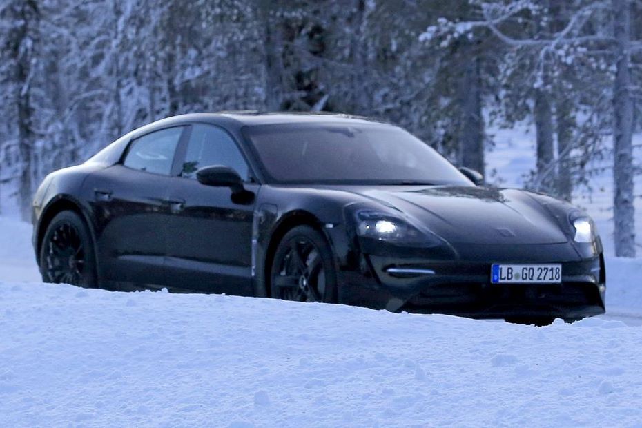 Porsche Mission E: первый электрокар компании проходит зимние испытания