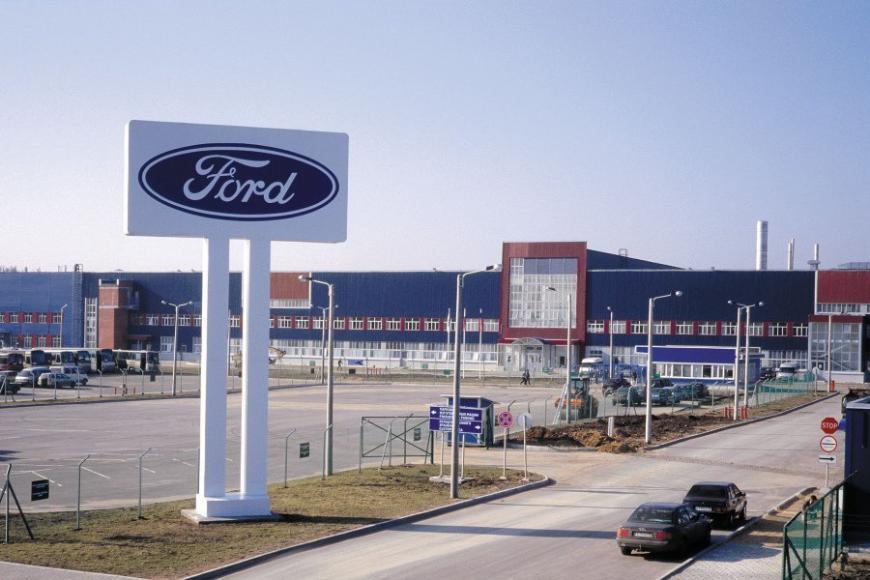 Компания Ford может построить новый компактный фургон в Мексике