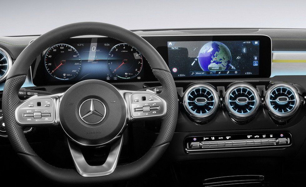 Презентация обновлённой системы Mercedes MBUX состоится в 2018-ом