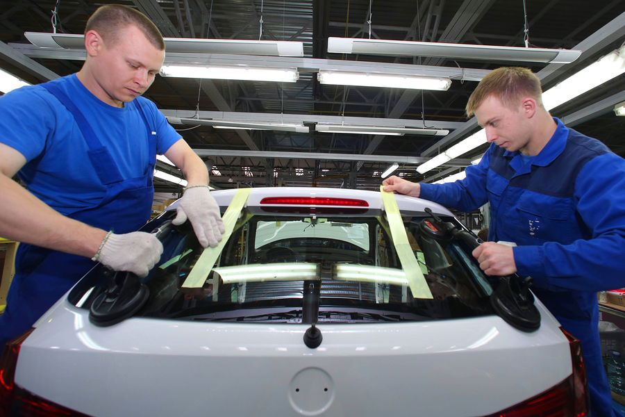 Глава автозавода «Автотор» сообщил о переговорах с автоконцернами для заменены премиальных моделей BMW