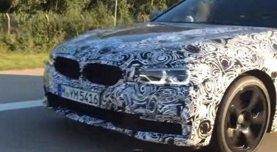 Новая версия седана BMW 5 Series проходит дорожные тесты