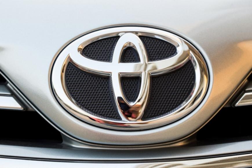 Марка Toyota может сделать электрический Toyota Land Cruiser серийной моделью