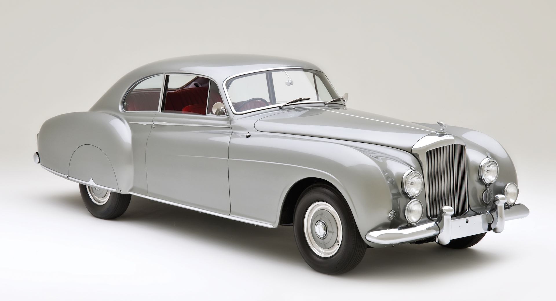 Bentley выпустит новую классику: Continental Джеймса Бонда