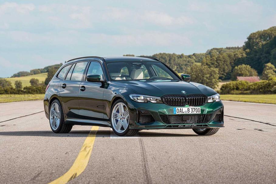 Универсал BMW 3-series разгоняется до 300 км/ч