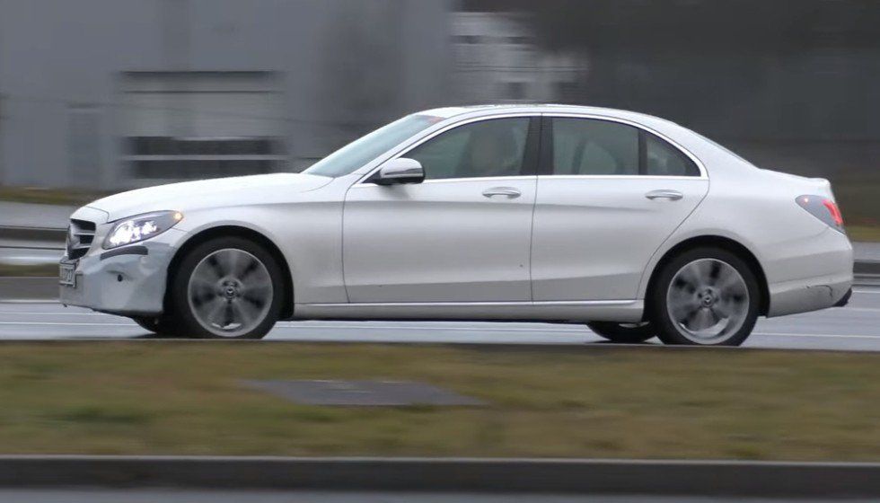 Mercedes-Benz C-Class и его новый гибридный мотор