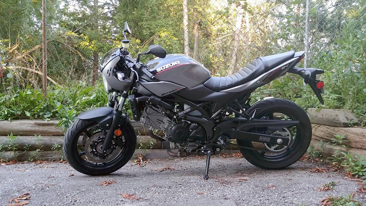 Suzuki рассказал о мотоциклах SV650/V-Strom 650 версии 2021 модельного года