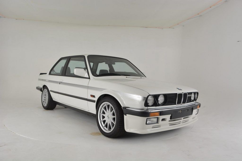 На продажу выставили уникальный BMW E30 3-Series от Hartge
