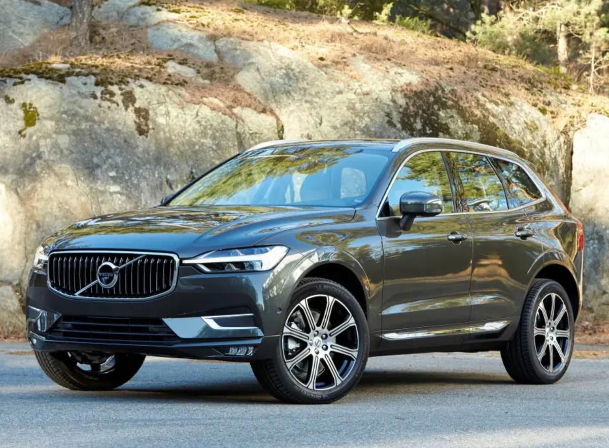 В России отзывают кроссоверы марки Volvo из-за проблем с аккумулятором 