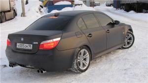 bmw-m5-matoviy-2.jpg