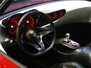 Alfa-Romeo-2ettottanta-3.jpg