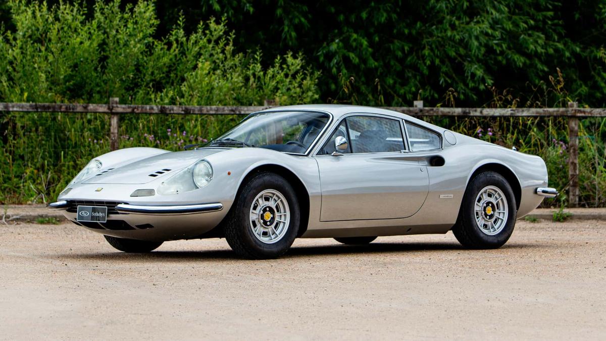 Этот Ferrari Dino 246 GT принадлежал гитаристу Rolling Stones и