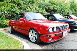 bmw_1_coupe_old.jpg