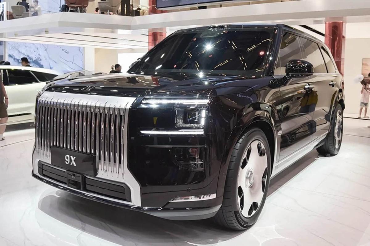 Новейший кроссовер Zeekr 9X уже продают в России