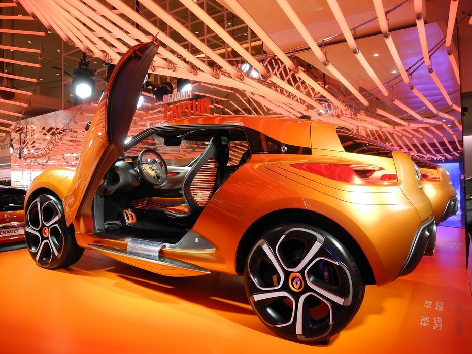 В Лондоне Renault представила концепт автомобиля будущего