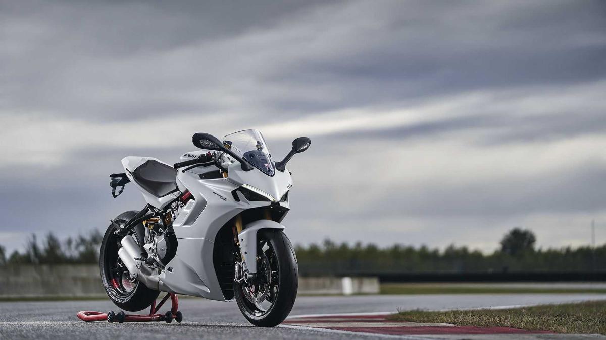 Ducati представил обновленный мотоцикл SuperSport 950 