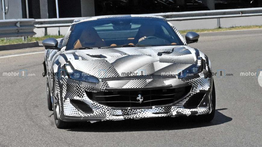 На тестах замечен обновленный суперкар Ferrari Portofino 