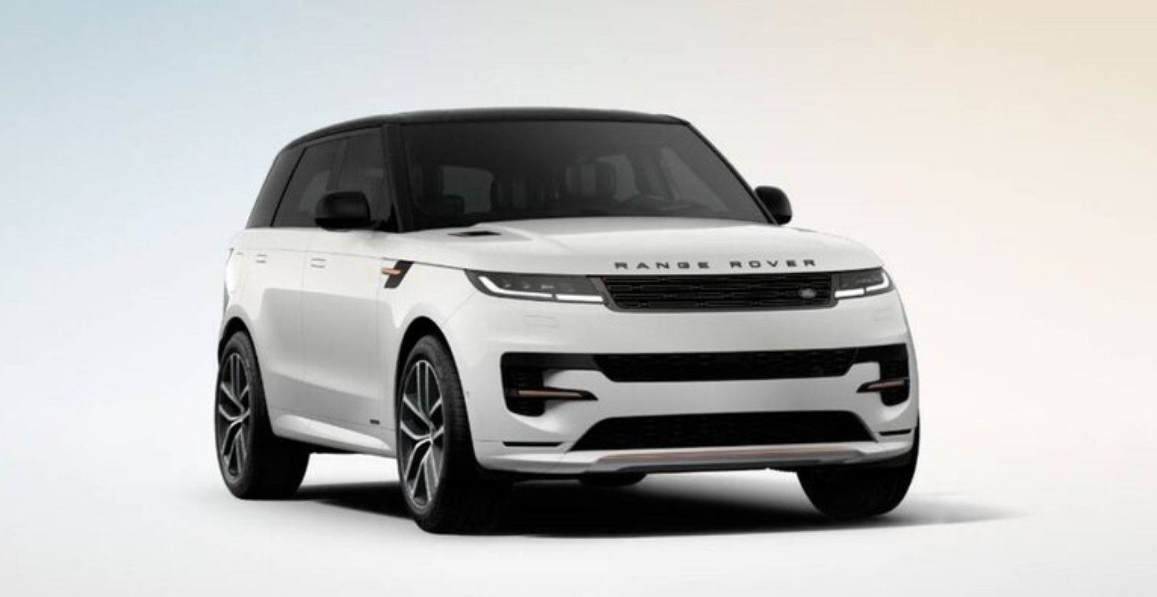 Взгляните на этот новый Range Rover Sport с производительным двигателем