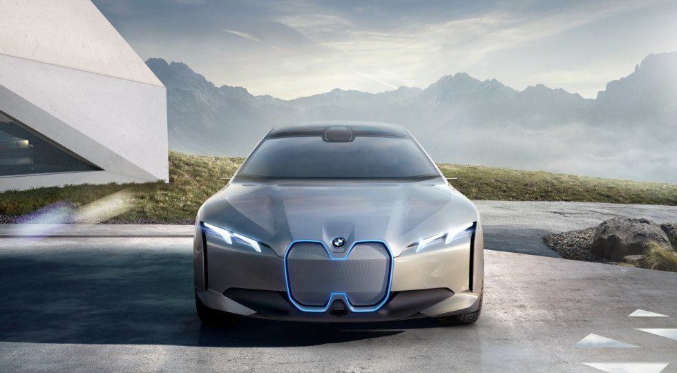 Немецкий BMW представил концепт электрического седана