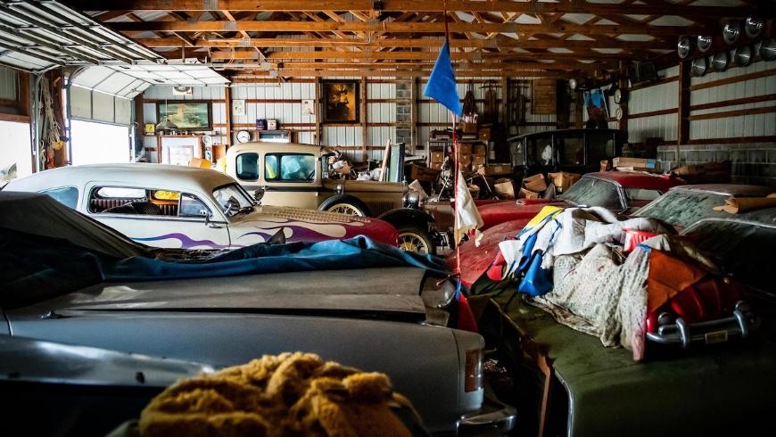 В США обнаружили гараж с 50-ю раритетными авто и горой запчастей