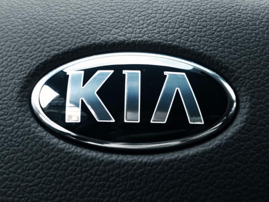 Компания KIA подняла рублевые цены на 4 модели