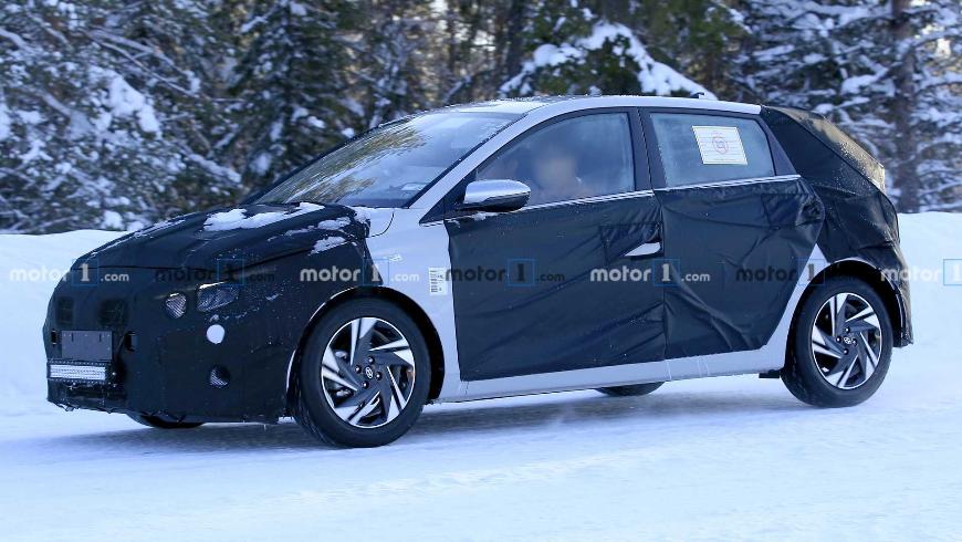 Hyundai почти завершила тесты совершенно нового поколения хэтчбека i20 
