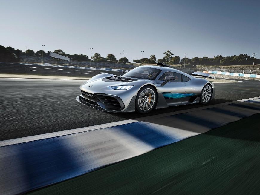 Mercedes назвал дату первых поставок гиперкара AMG One