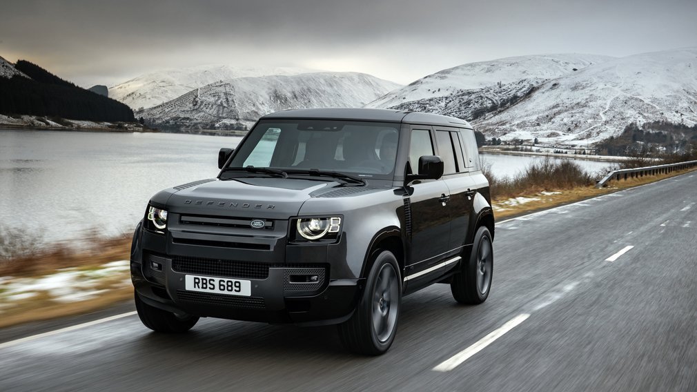 В РФ начались продажи нового внедорожника Land Rover Defender с двигателем V8