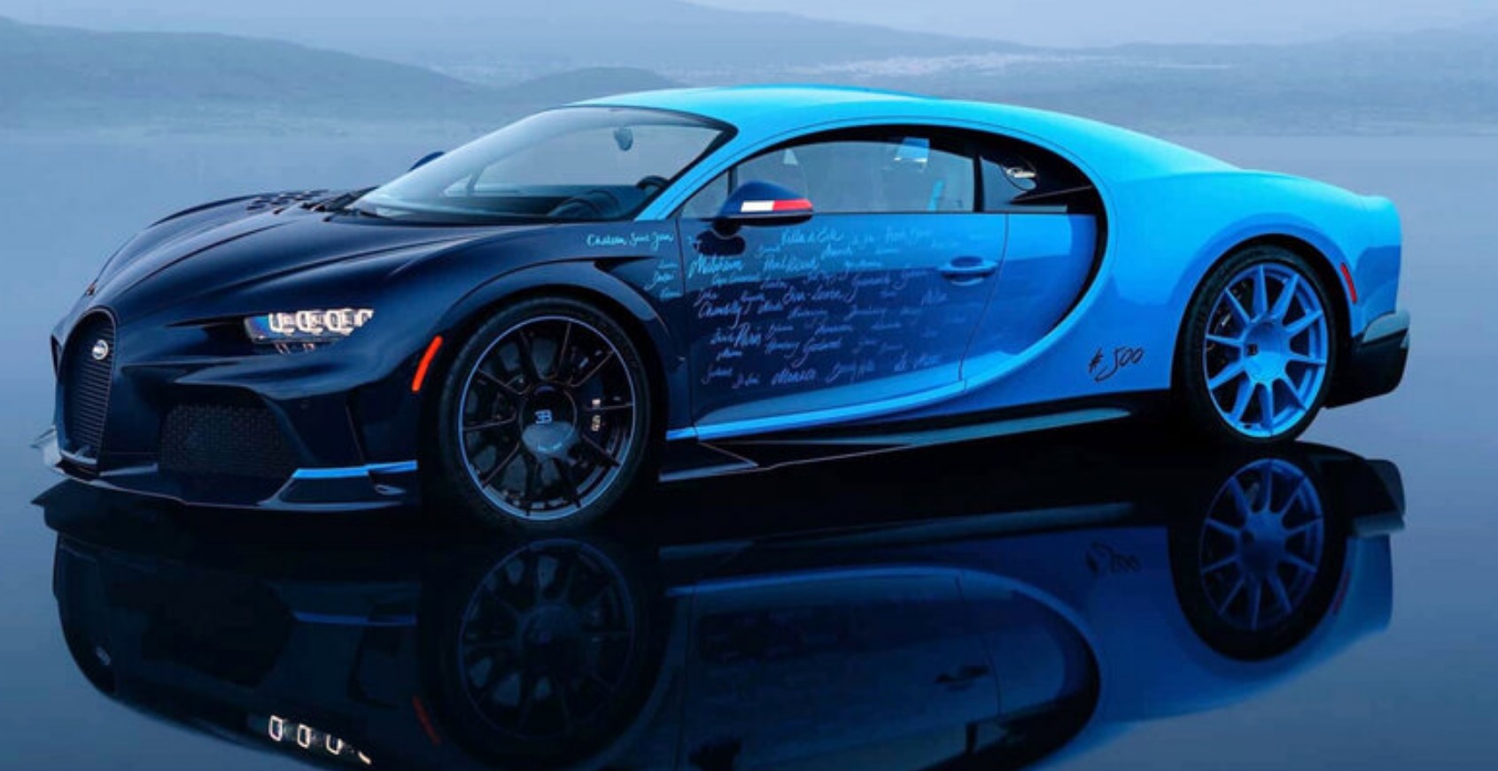 Bugatti выпустил свой последний гиперкар Chiron