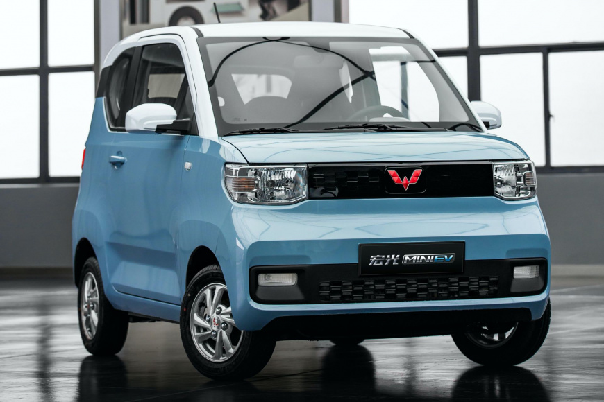 Компания Dongfeng выпустила крошечный электромобиль FengGuang Mini для альтернативы Wuling HongGuang