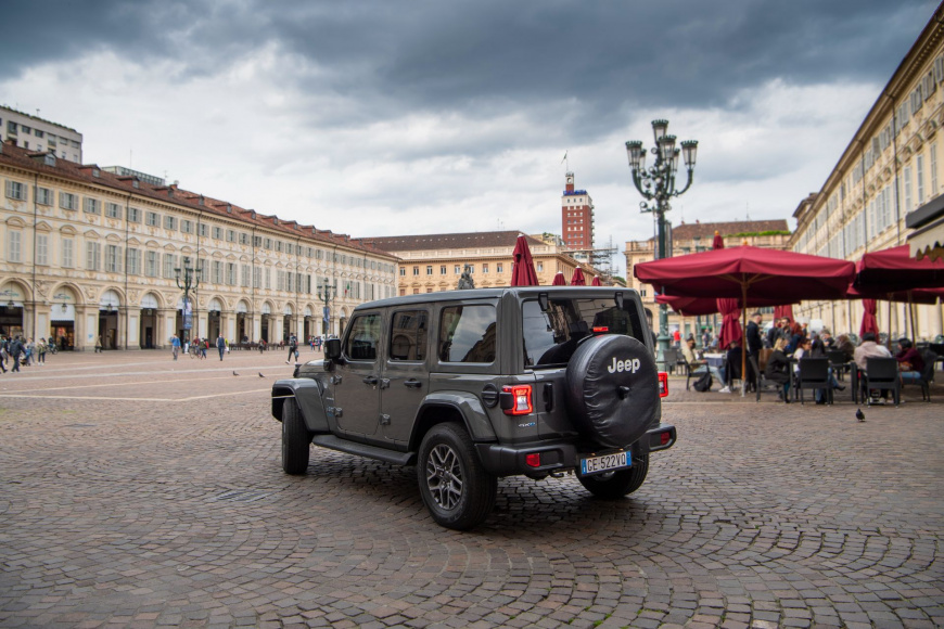 Внедорожник Jeep Wrangler будет продаваться в Европе только в гибридной модификации