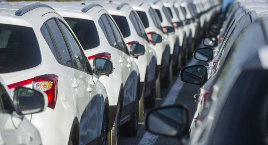 Российский рынок новых легковых автомобилей по итогам марта 2022 года упал на 43%