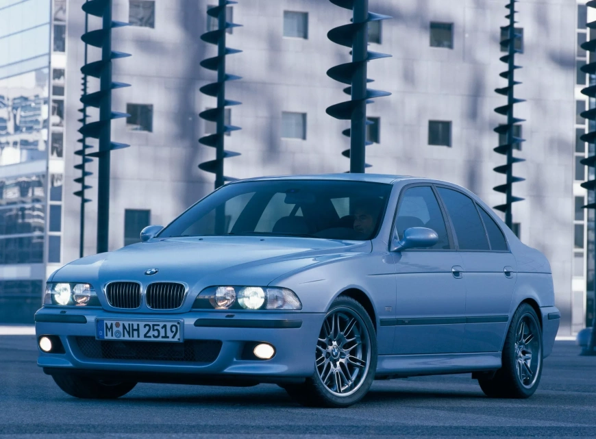 2000-BMW-5-Series.webp