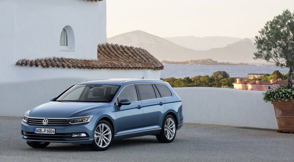 Универсал Volkswagen Passat Variant Life: вид спереди