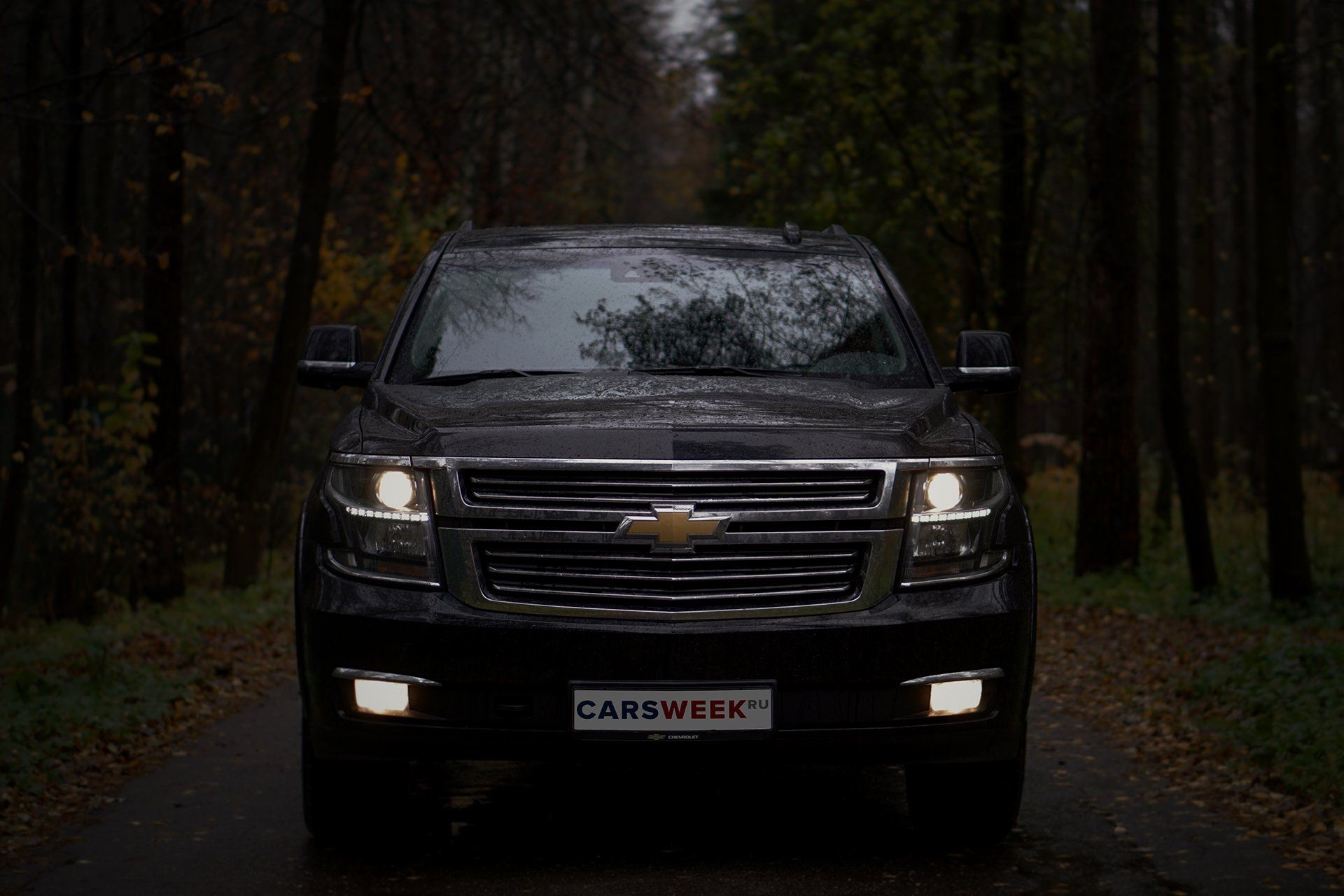 Тест-драйв Chevrolet Tahoe: чистокровный американец в русских полях - какой он?