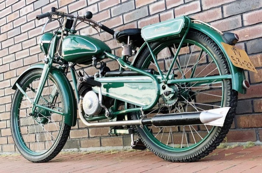 Восстановили дебютный послевоенный мотоцикл СССР