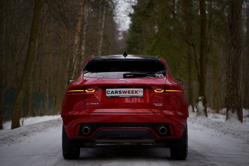 Тест-драйв Jaguar E-Pace от CarsWeek.ru