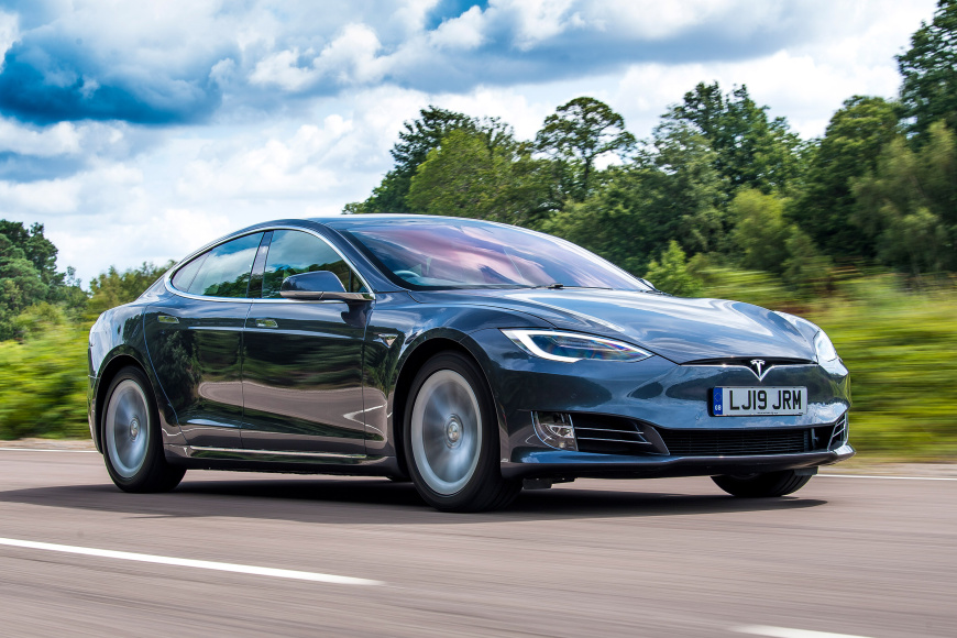 Tesla-Model-S-samyj-dalnobojnyj-elektromobil.jpg