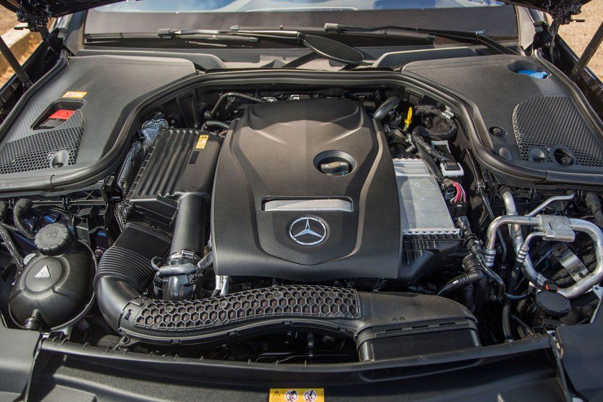 Mercedes-Benz-2017-Line-up-to-Get-Four-New-Engine-Options.jpg