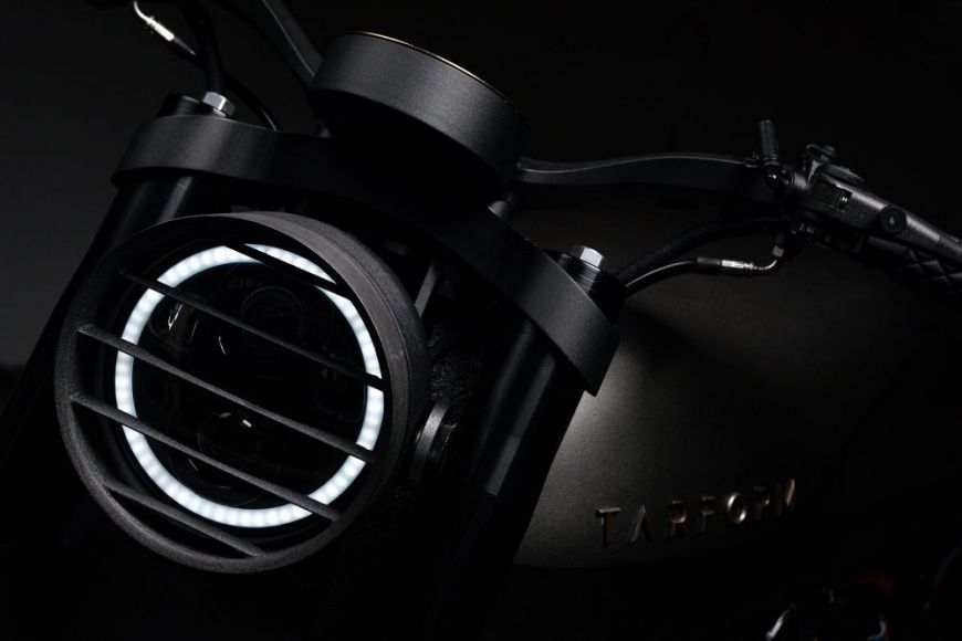 Tarform: полностью электрический мотоцикл с искусственным интеллектом