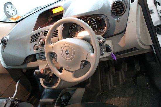 Тест-драйв Тест драйв автомобиля Рено Кенго (Renault Kangoo) смотреть видео, видеобзор, комплектации, характеристики авто, фото, цены в России на сайте Carsweek