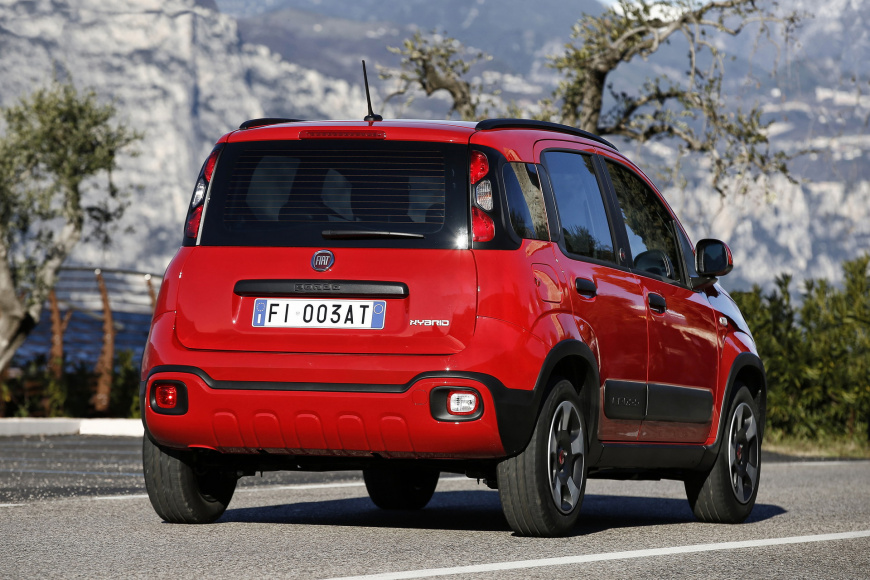 Автогигант Stellantis продолжит выпуск Fiat Panda до 2026 года